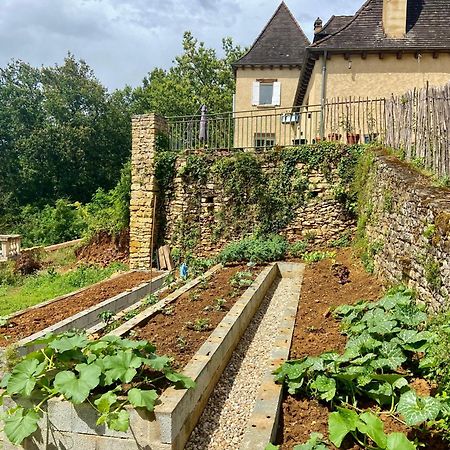 Gite Le Velo Rouge - Airco & Parking Apartment Sarlat-la-Caneda Exterior photo